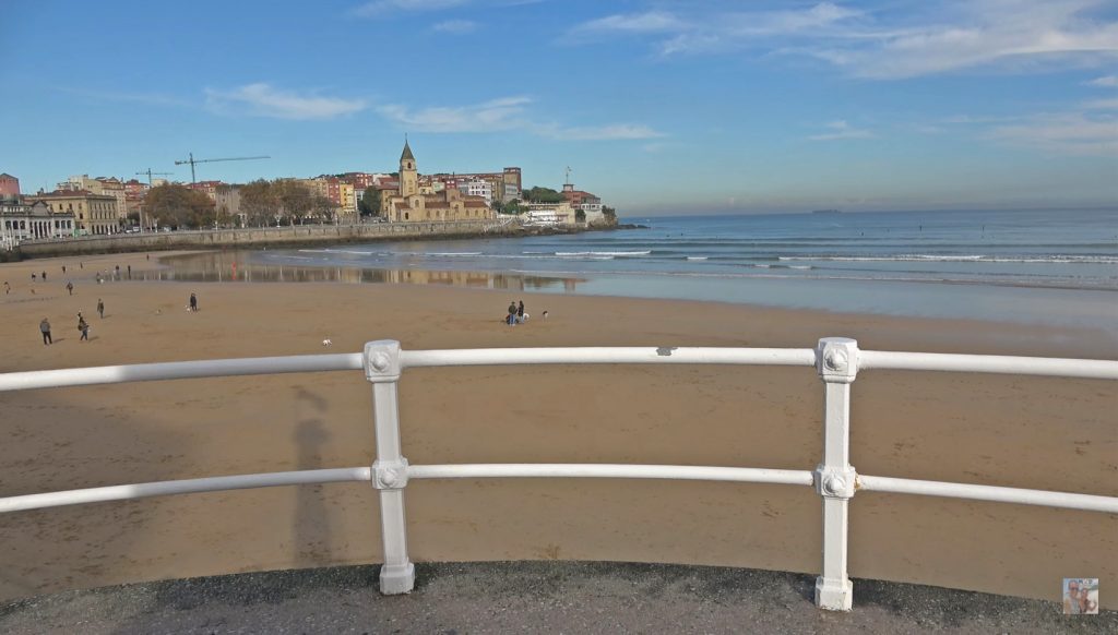 Vistas de la Playa Gijón