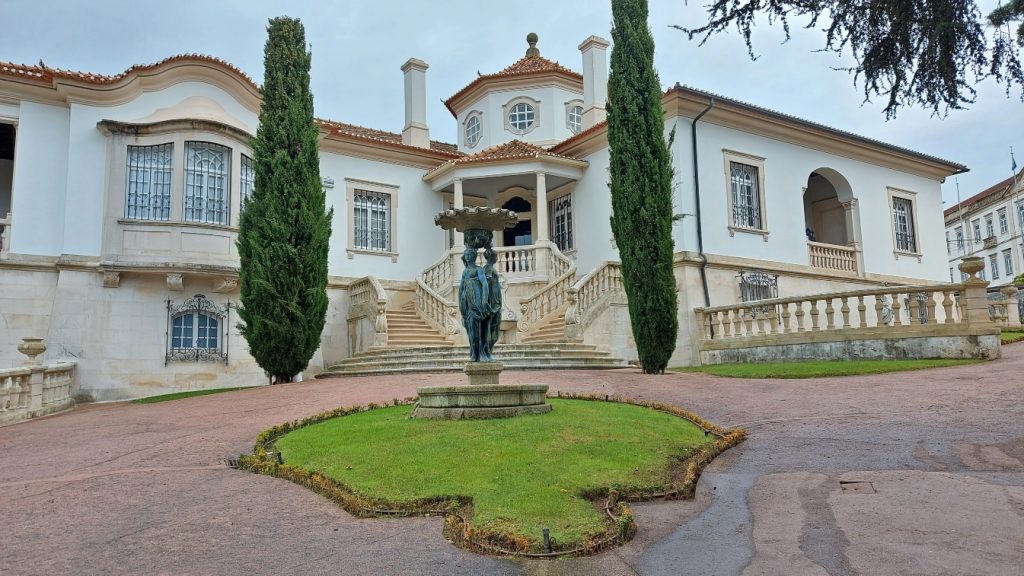 Casa Bissaya Barreto Coímbra