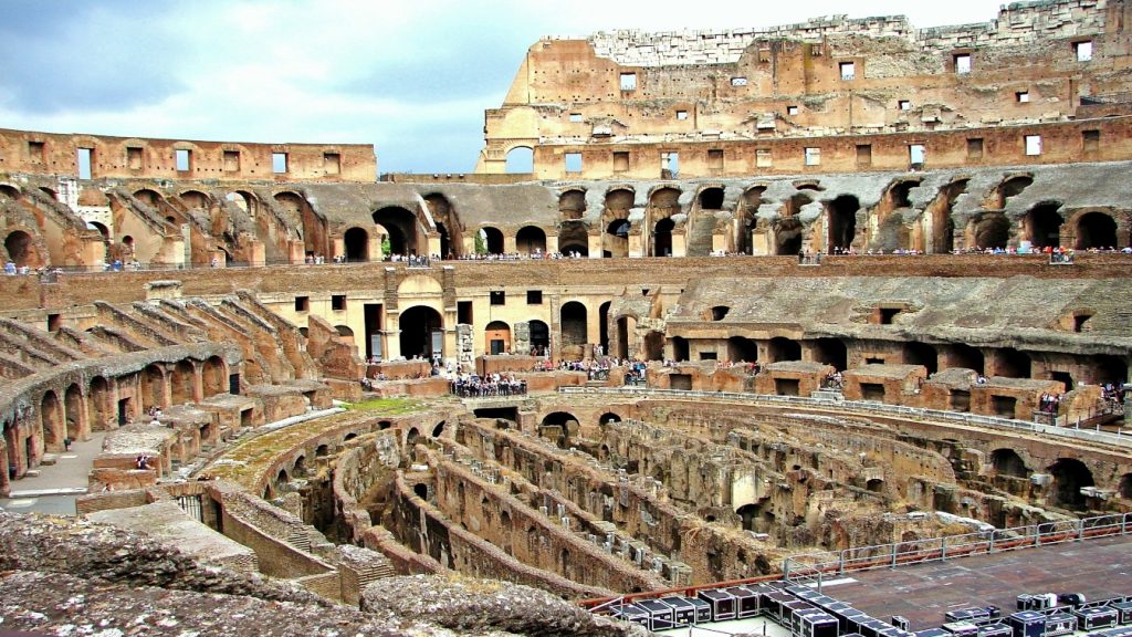 Interior del Coliseo de Roma 