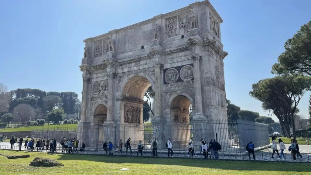 Arco de Constantino que visitar Roma